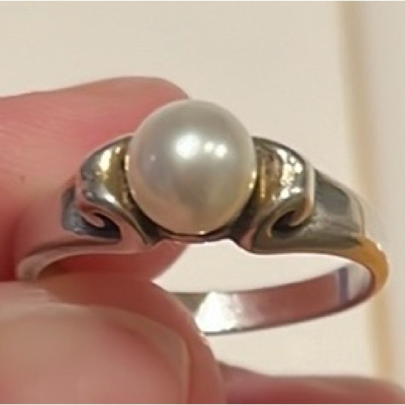 James Avery Retired Scrolled Pearl Ring size 7.5 - Picture 5 of 10